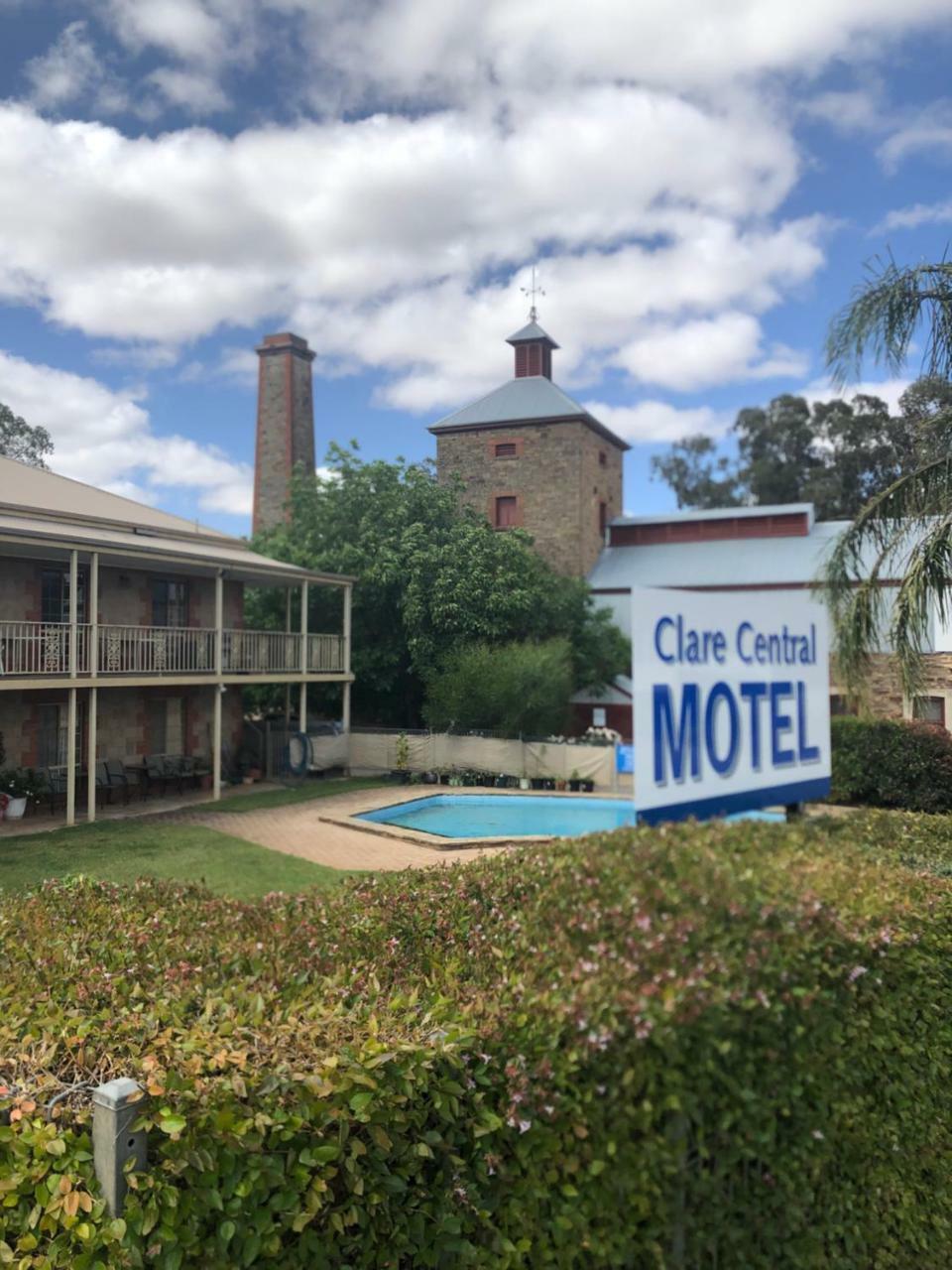 Clare Central Exterior photo
